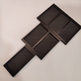 Cavalry lance movement tray...