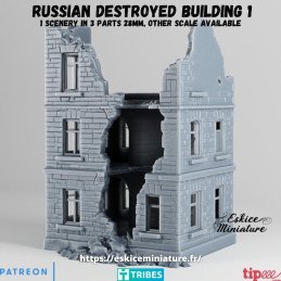 Edificio en ruinas del...