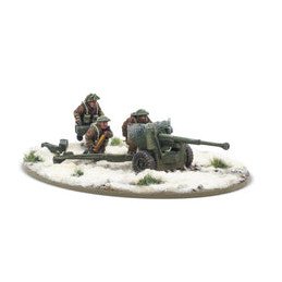 6 Pdr Anti-Tank Gun with British Infantry (Winter) Crew