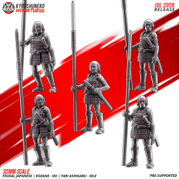 Ashigaru Kozane-dō con yari en reposo. Nipón