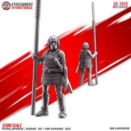 Ashigaru Kozane-dō con yari en reposo. Nipón