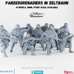 Panzergrenadiers in Zeltbahn